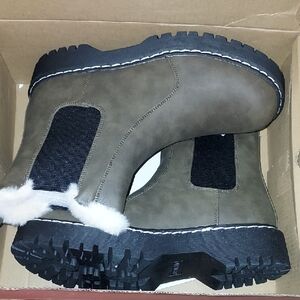 Olive BROWN Ankle Boots with Faux Fur by [Brand] 8M FAUX leather